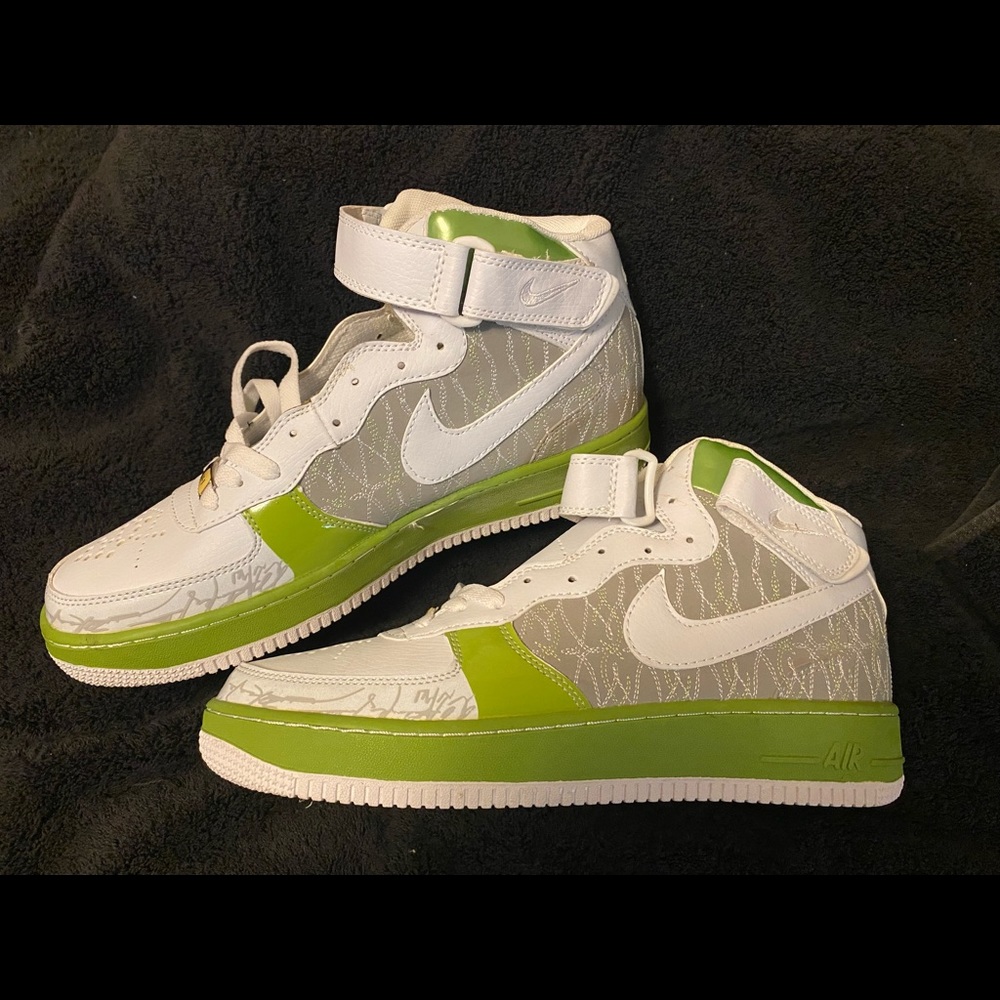 Jordan AJF 23, White/Fluorescent Yellow